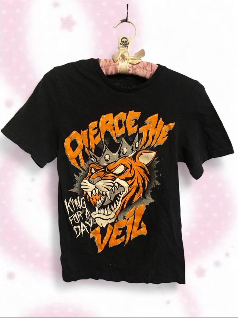 Pierce The Veil Black King for a Day Graphic Tee, size S